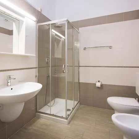 巴鲁索酒店 3* 阿拉西奥